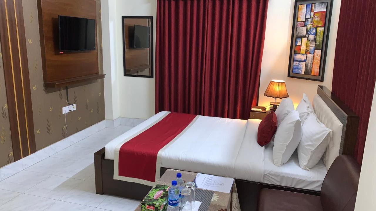 Hotel Grand Circle Inn Dakka Kültér fotó