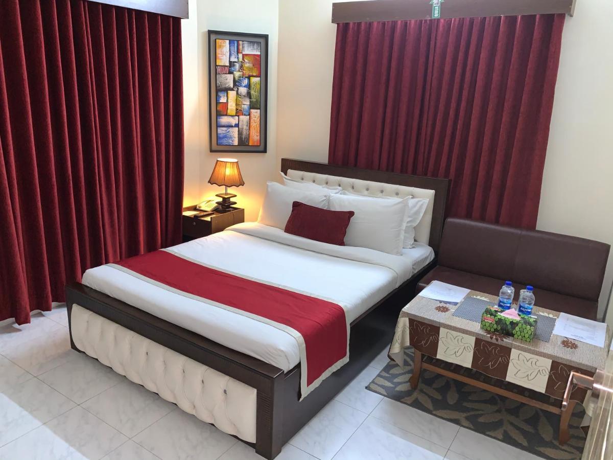 Hotel Grand Circle Inn Dakka Kültér fotó