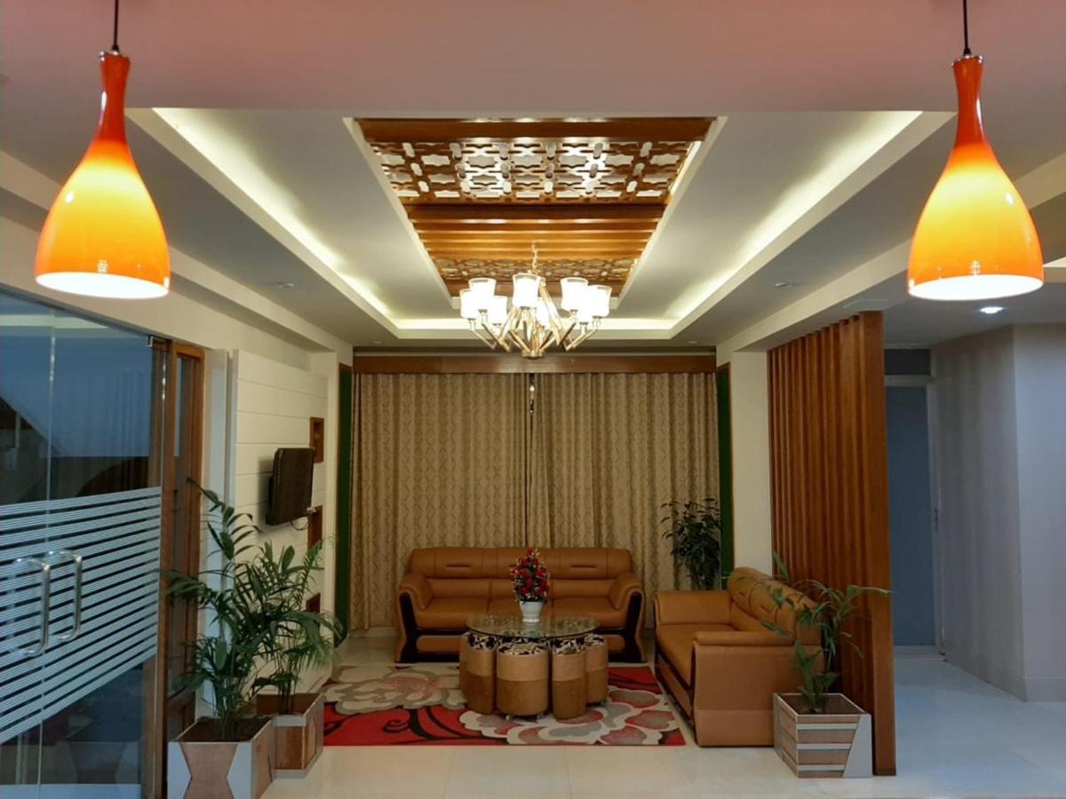 Hotel Grand Circle Inn Dakka Kültér fotó